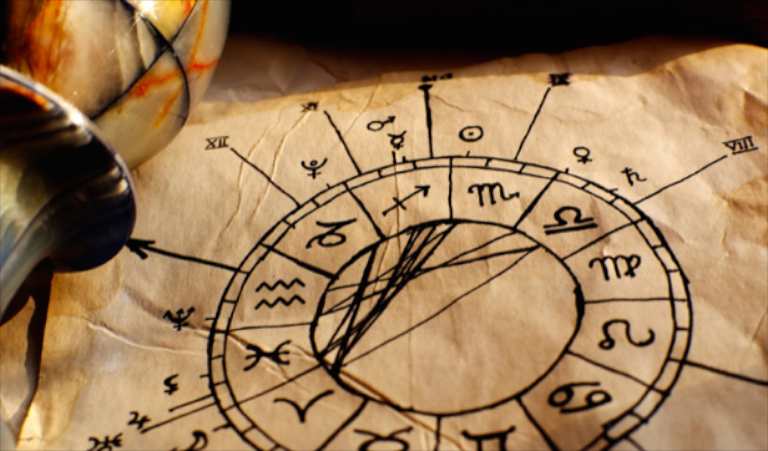 Afternoon of astrology with Anne from sidetour